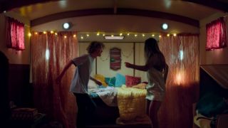 Olivia Lonsdale, etc - Sirene (2018) HD 1080p - (Celebrity porn)-3