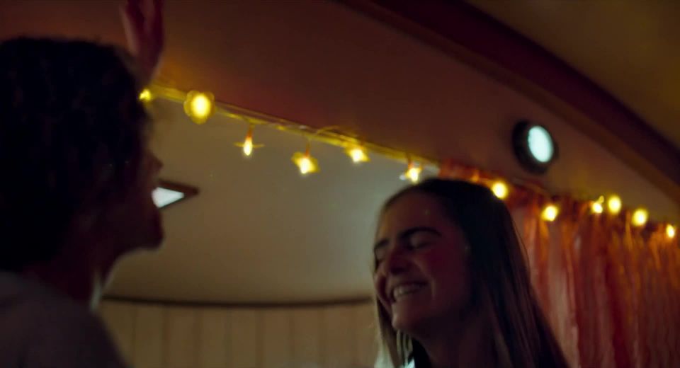 Olivia Lonsdale, etc - Sirene (2018) HD 1080p - (Celebrity porn)