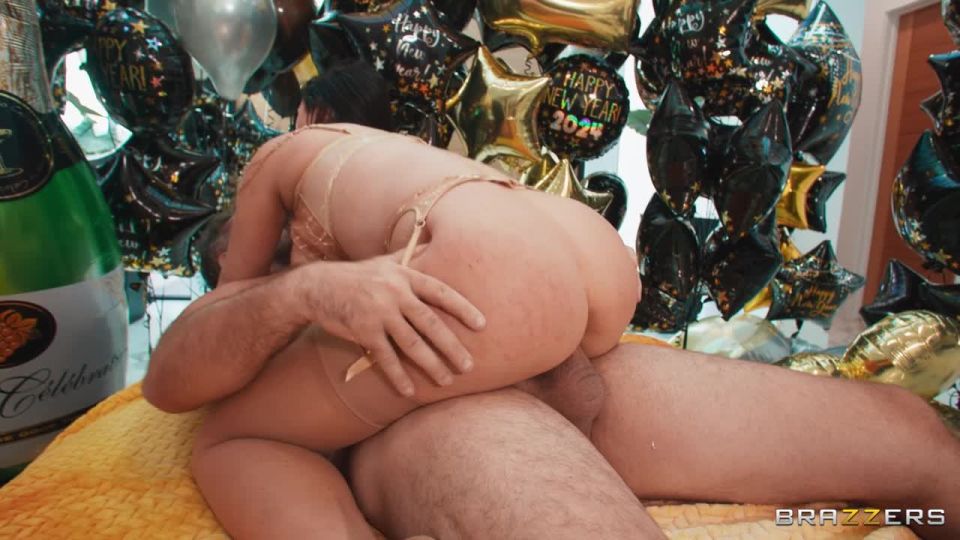 free porn video 22 Angela White - New Year's Smash (HD) on gangbang xxx femdom media