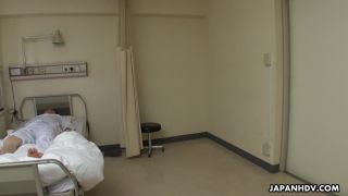 Pretty Nurse Reina Wamatsu jerks off her patient for a face full of cum Asian!-1