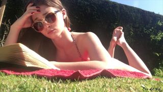 [K2S.CLUB] Eva de Vil - Voyeur Bikini Ignore - FullHD 1080P-9