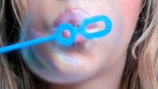 [K2S.CLUB] Petite Mercy - Frosty Pink Lips Blowing Bubbles - FullHD 1080P-9