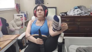 clip 38 LilRedVelvet – Cumming To Music Wearing Headphones | dirty talk | pov cathy heaven femdom-5