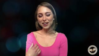 Riley Reid Behind The Scenes (Brunette girls porn)-0