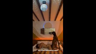 Ashley Aoky Ashley Aoky video 002-2