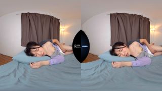 Hot Night With Passion Star: Seductive Love Scenes Revealed-5