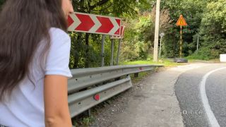 The Girl Flashing Her Pussy On The Bus, I Got Excited And Offered Her T.-2