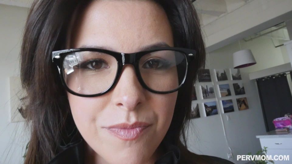 Danica Dillon (Big Tits porn)