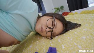 Caught You! Sneaky Scott Nails Lulu's Panties Scene-6