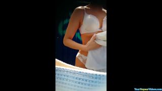 Pretty teen spied in beach cabin teen -3