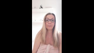 Onlyfans - Ultimate Mature Fantasy - carla36gg - carlaggHi Guys just a quick hello Pls Pls Pls stay safe Im also going live at pm so hope y - 31-03-2020-9