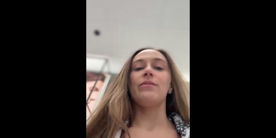 Isla Summer, Summer Brookes  asian Isla Summer Teases Her Best Bits in OnlyFans Video Leak