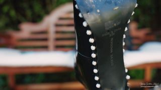 [K2S.CLUB] Young Goddess Kim: Ygk - Captivated - Smoke Slave At My Boots - 4K 2160P-8