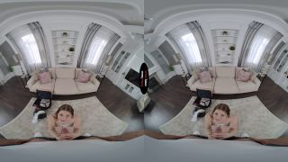 Fiona Sprouts VR 4K: Take Me Out or Take Me Hardcore Sex-3