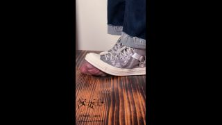 [K2S.CLUB] Mistress Ann - Squatting Down On Your Balls With Converse - FullHD 1080P-6