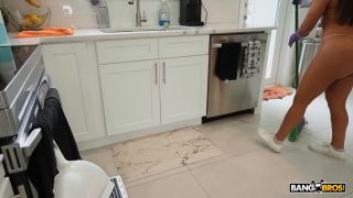 Teen  Hardcore Big Booty Maid, Brandylicious Takes Huge Dick! Brandy Salazar, Brandyslicious 23-01-2025 - Young  -2