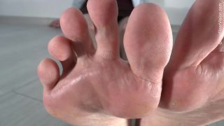xxx video 25 heidi Glass Floor Vision on femdom porn mature femdom-3
