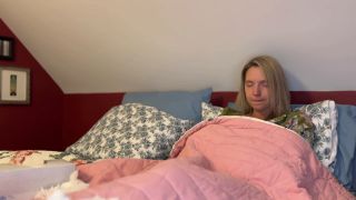 Femdom Porn SneezeGoddess – Sneezing with Fever Cough Nose Blowing-6