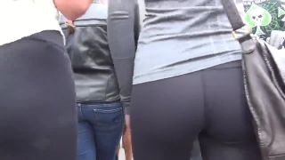 Candid sexy lesbians in tight leggings exposing their ass to street vors-5