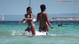 8995Dark hair Big Tight Boobs Topless on Public Beach - hdsb09064 - Ilovethebeach - HD-1