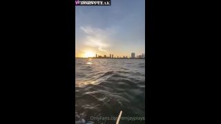 Cumshot Emily Rinaudo Emily Rinaudo Jet Ski Fuck Video-5