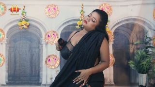 Huge Boobs Indian Girl Enjoying Alone.-2