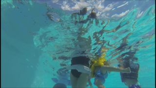 Online Tube Voyeur Underwater swimsuit tracking - voyeur-7