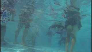 Online Tube Voyeur Underwater swimsuit tracking - voyeur-8