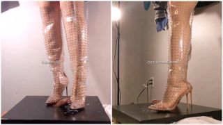 7102 Amateur Bootjob in Spiked Boots 5-8