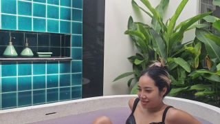 AKA LOVE HARD - Romantic bathtube time in the villa-0