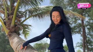 Alexa Mills - Doggystyle Sex on the Beach and have a Good Time Making Love [1080p] - Teen-1