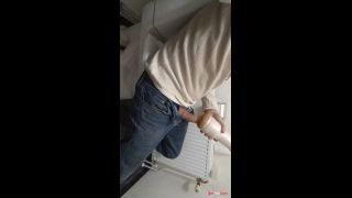 Quick creampie at lunch break on work-0