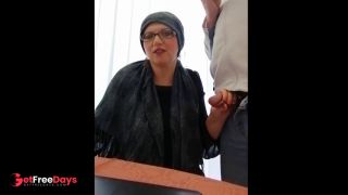 Muslim woman blows her colleagues cock in front of the web camera while at work-7