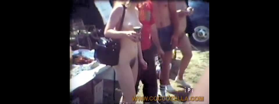 Coccozella-SiteRIP 0186-girlie-naked-city