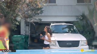 Sexy Ginger Gets Tricked in Garage - HD Gonzo Sex! #18072025-1