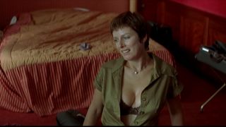 Karin Viard – Les derniers jours du monde (2009) HD 1080p!!!-5