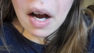 Another simple but cute burping fet vid webcam MelanieSweets-8