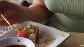 Amanda Lane [Zishy] - (10 24 17) - Tracy Maura and Polish Sushi [720p]-6