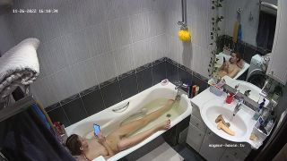 Flamy Nika 22 11 26 ariela bath 720p-5