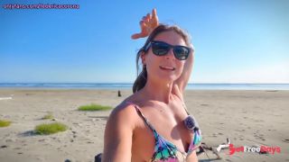 [GetFreeDays.com] MILF masturbation in a Canadian public beach Porn Stream October 2022-2