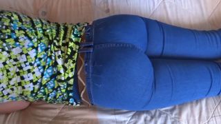 Masturbation The maid's stepson caresses my ass, I get aroused and ask him to fuck me.-4