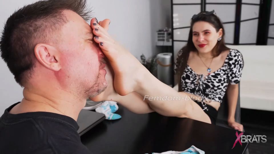 [K2S.CLUB] Bratty Foot Girls - Ziva Fey, Jason Ninja - Convincing the coach - FullHD 1080P