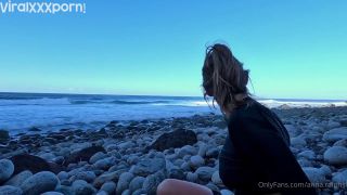Anna Ralphs Beach Anna Ralphs Beachside Fuck Video  After Hiking Adventure-2
