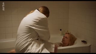 Fabienne Babe in Un balcon à Limoges 2025 1080p Web Adult Fi-8