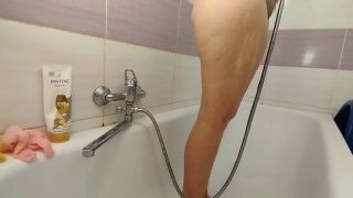 Hermina - Amateur wife takes a shower.-0
