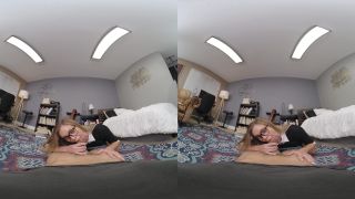 My Nerdy Roommate - Katie Kush Gear vr - [Virtual Reality]-1