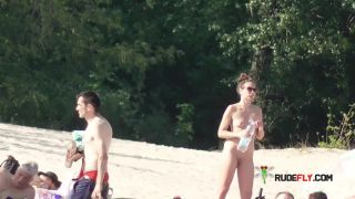 free porn video 4  Voyeur cam  nude plage, hidden camera on webcam-5