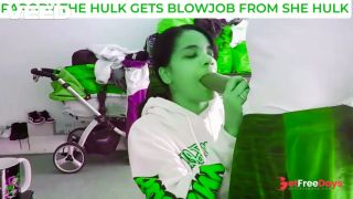 THE INCREDIBLE HULK GETS A BLOWJOB FROM SHE HULK GREEN COCK SUCKING-2