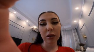 Tonnia - HIDE AND SEEK WITH GIANTESS AND HER 1000 HOSTAGES-2