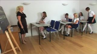 7733 Classroom Chaos-3